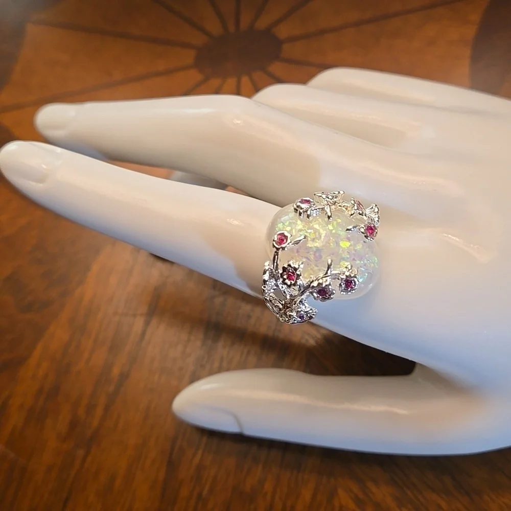 ♥️5 for $25♥️Egg-Shaped Opal Ring - Silver-Plated Vintage Style Charm size 9